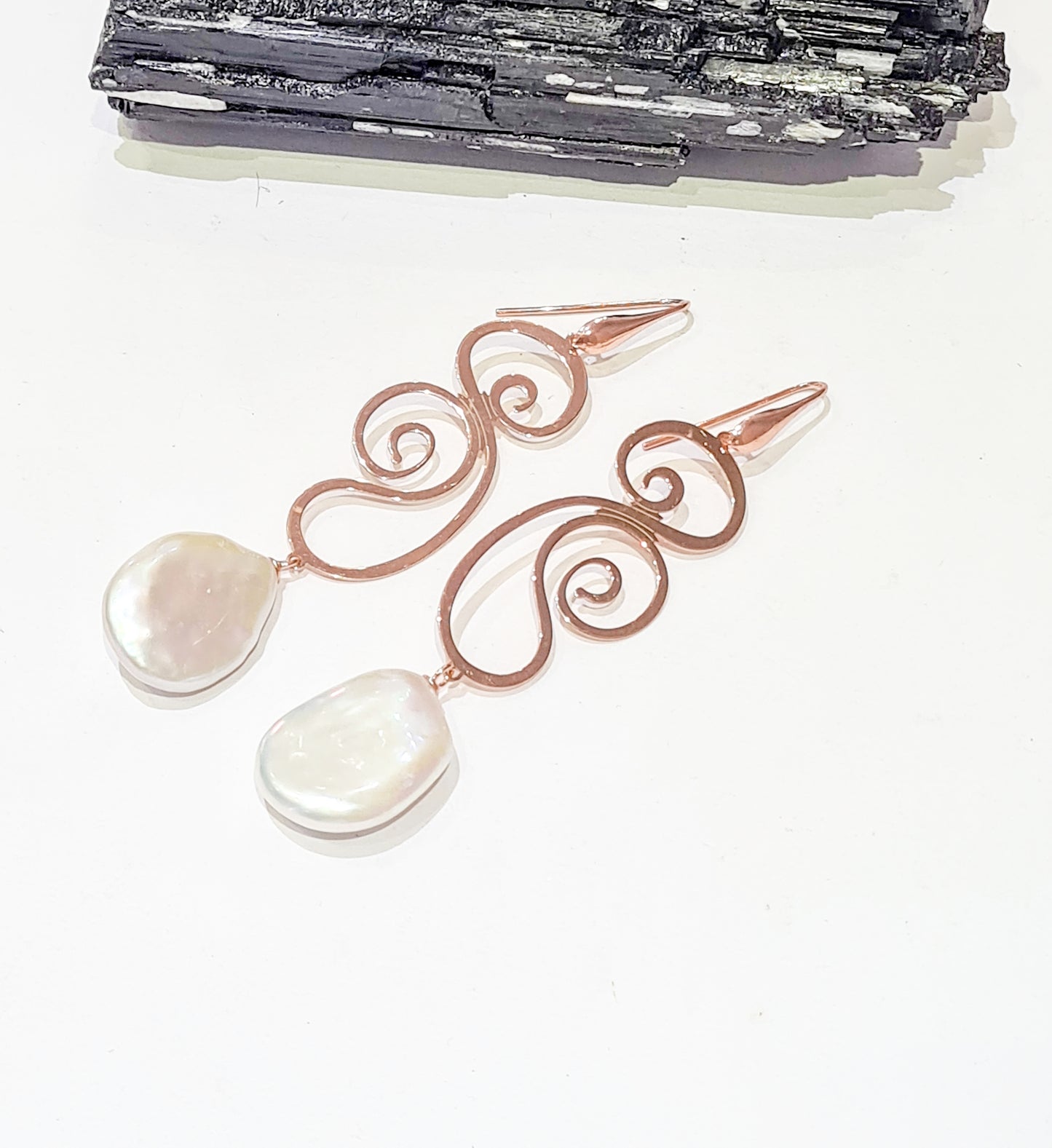 Twisty Rose Gold Pearl Earrings