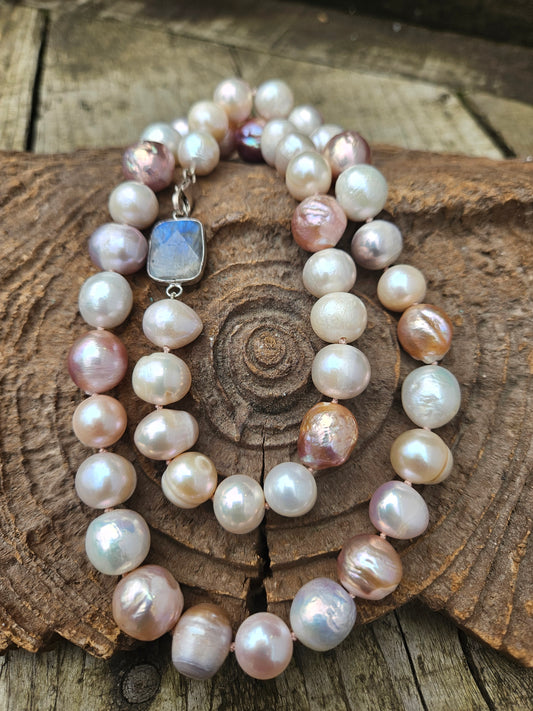 Mixed Pink and White Freshwater Pearl Necklace